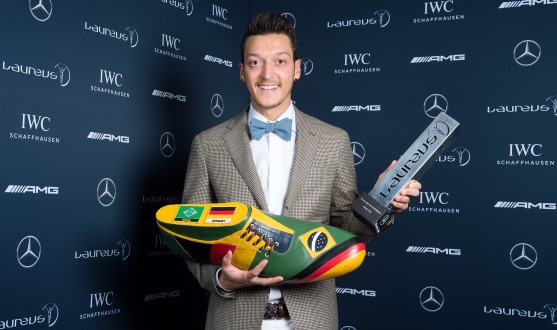 ozil_website